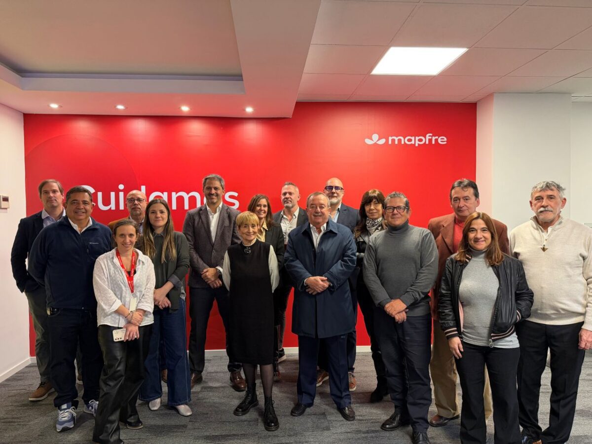 Mapfre celebra 40 años en Argentina y el Día del Periodista con un encuentro del sector asegurador